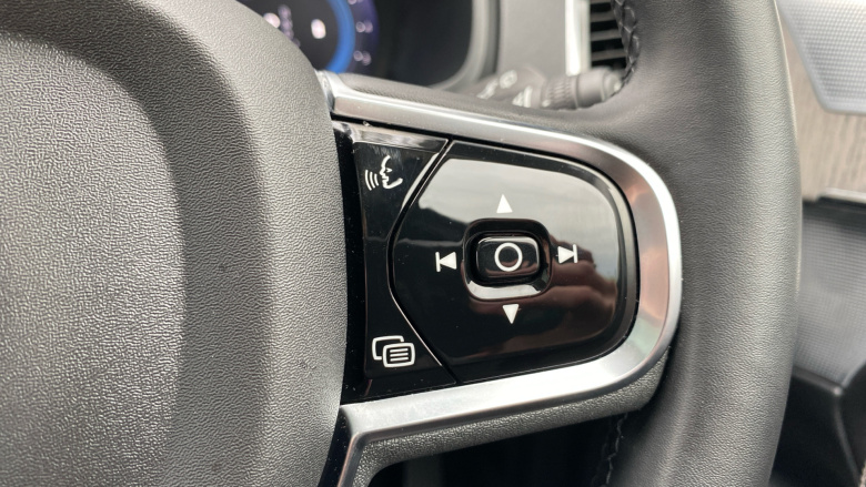 Volvo XC90 2.0 B6P Ultimate Dark 5dr AWD Geartronic Petrol Estate